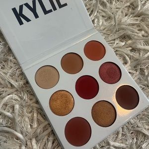 Original Burgundy Kylie Cosmetics Kyshadow Palette